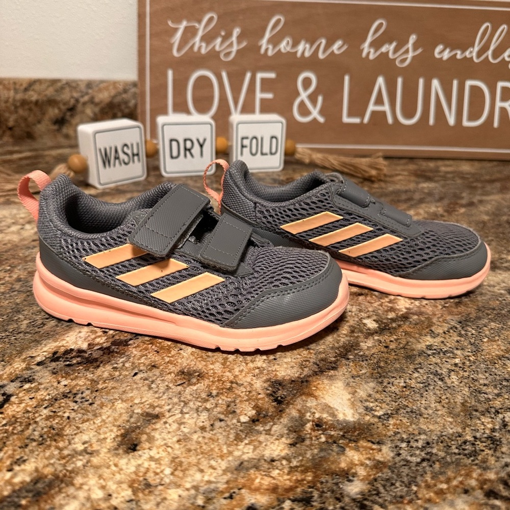Girls Adidas Tennis Shoes